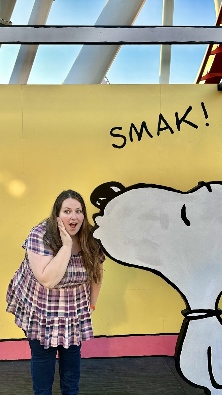 A day at Knott’s Berry Farm as a plus size mom